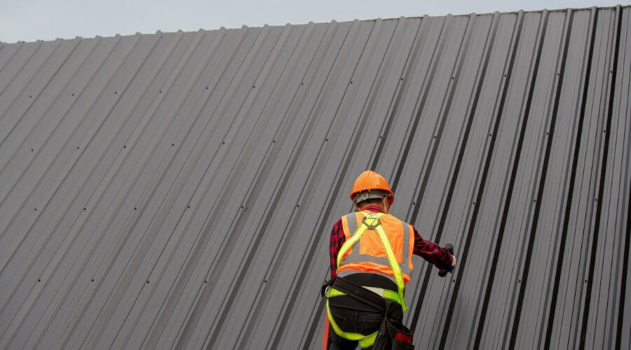 Professional metal roof installation services in Howey In The Hills, FL
